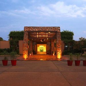 Lemon Tree Hotel, Tarudhan Valley, Manesar
